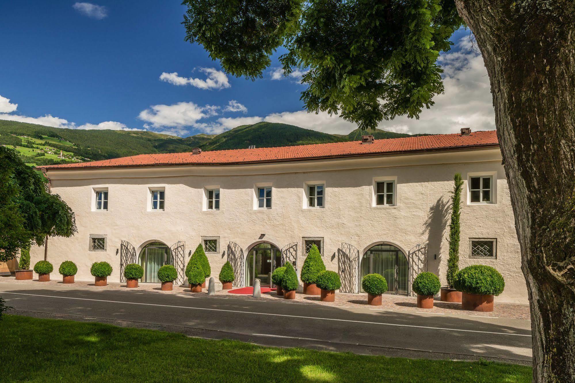 Hotel Traube Bressanone Exterior photo